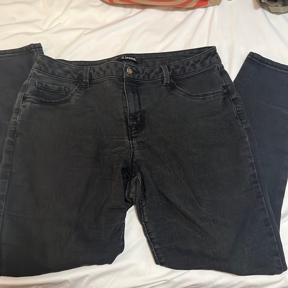 Jeans - Picture 1 of 1